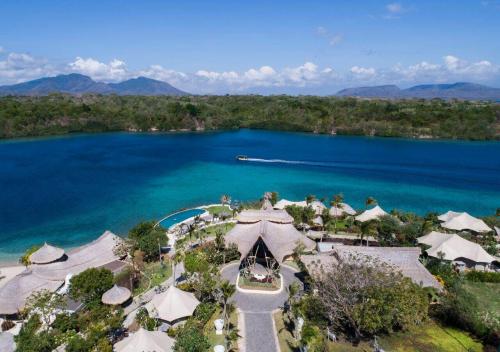 Lebih Dekat dengan Taman Nasional Bali Barat